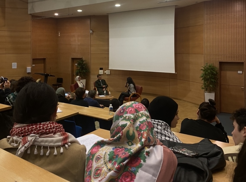 conférence de Rima Hassan à l'université de droit de lille
