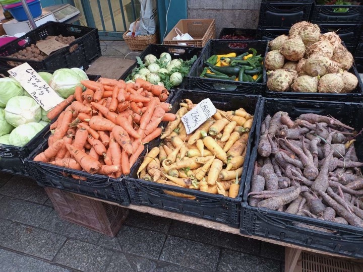 Marché des halles à Dijon, Clément Estrat-Baudry