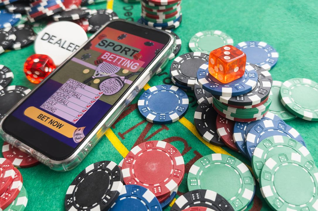 Play exclusive slots and table 6